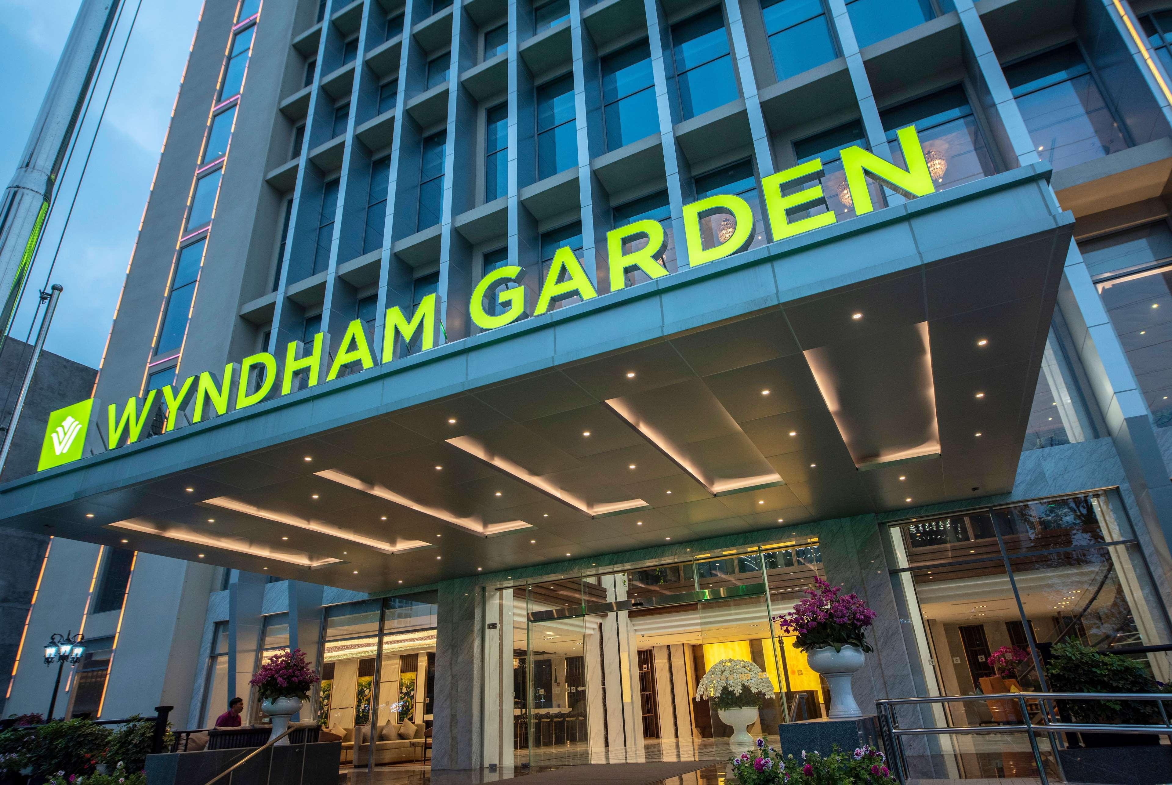 Wyndham Garden Hanoi Exterior photo