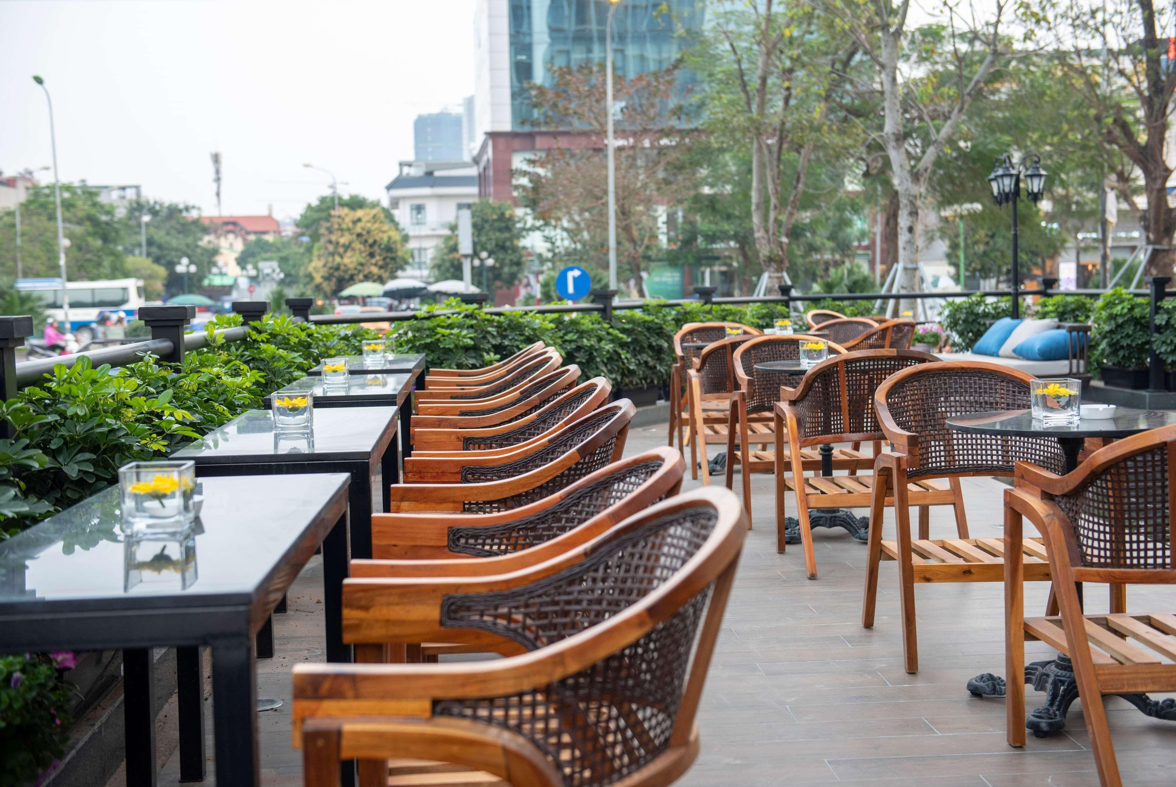 Wyndham Garden Hanoi Exterior photo