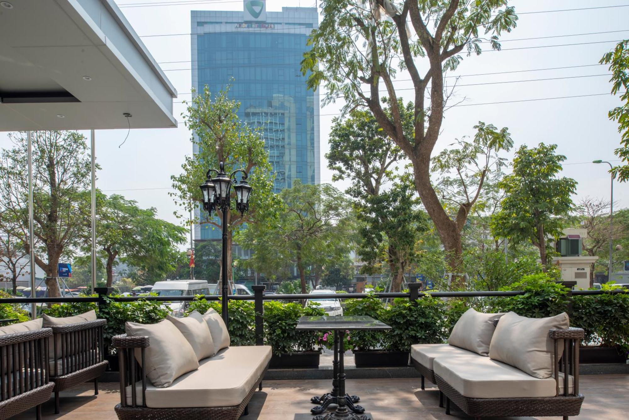 Wyndham Garden Hanoi Exterior photo